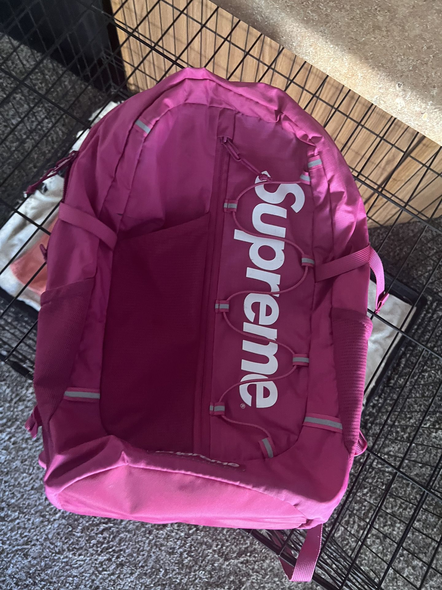 Supreme Louis Vuitton Backpack for Sale in Queen Creek, AZ - OfferUp