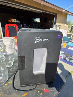 WDEMNA AAD-4LA thermoelectric mini fridge