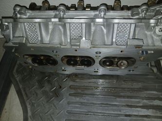 Dodge 3.6 valve head