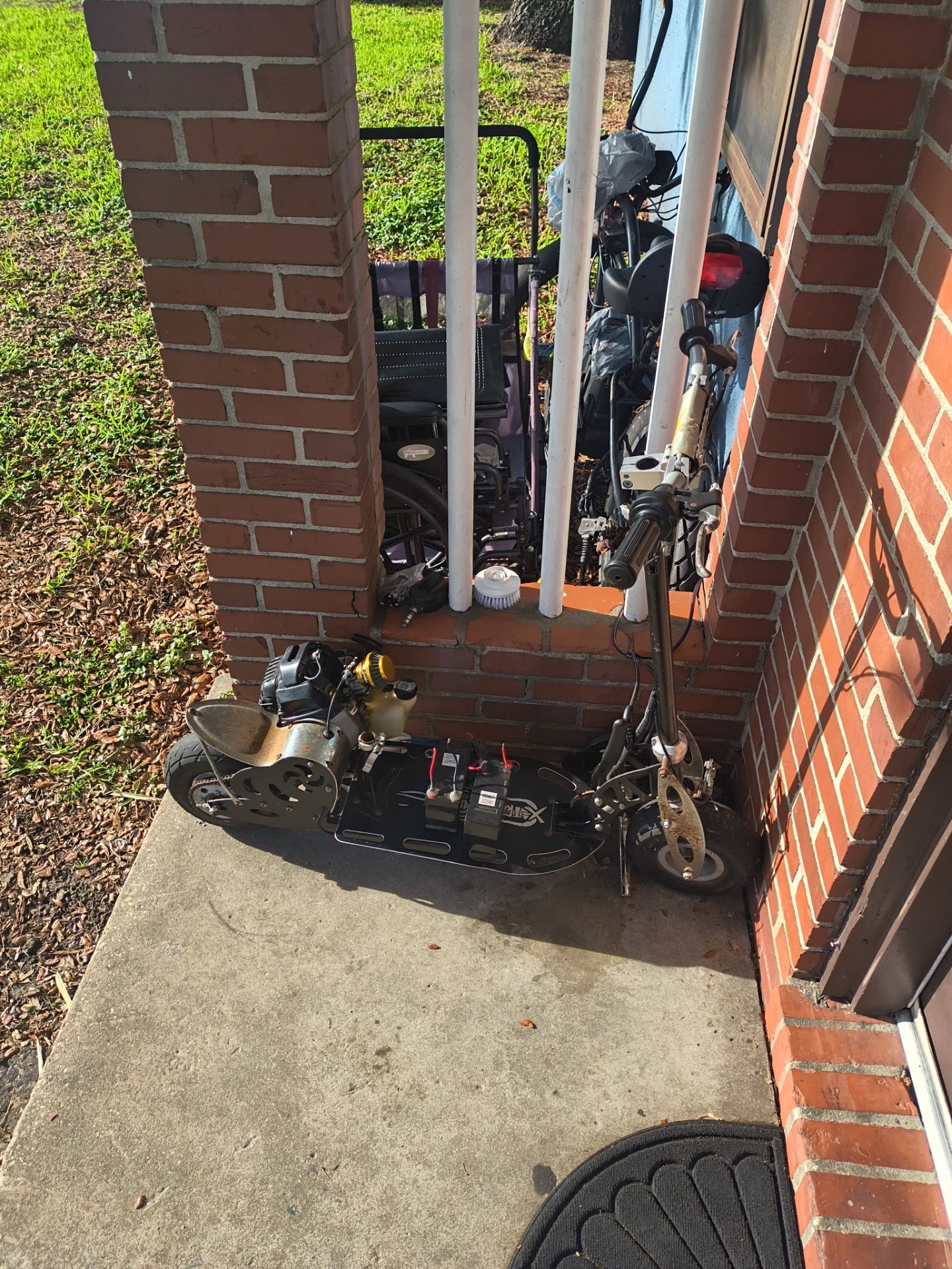 Gas scooter