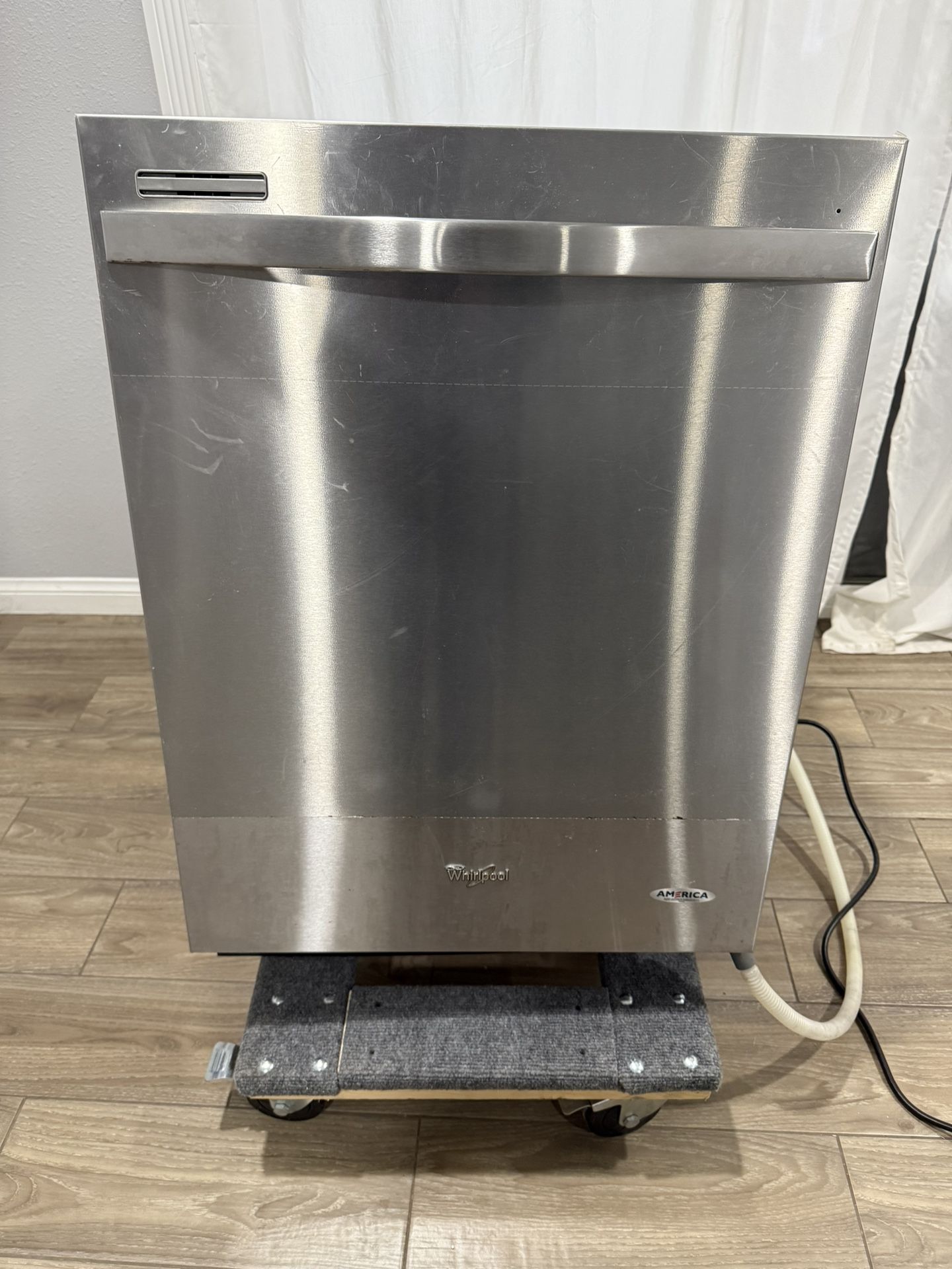 Whirlpool Dishwasher - Used