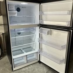 Fully Functional Samsung Refrigerator Freezer