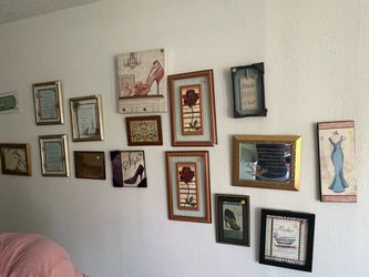 Decorative pictures (home decor)