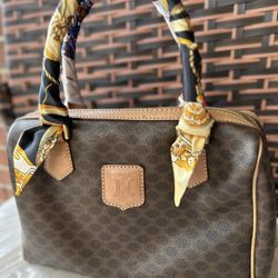 Celine bag With entrupy Certificate