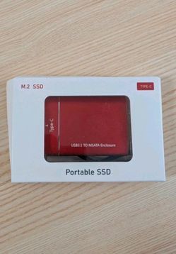 1t Ssd 3.0 external hard drive metal wrapped , very tuff