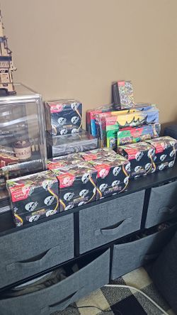 Pitch black booster box