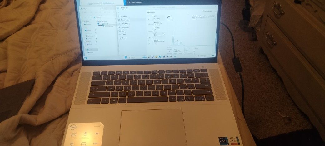 Dell Inspiron 16" 5620 - Like New