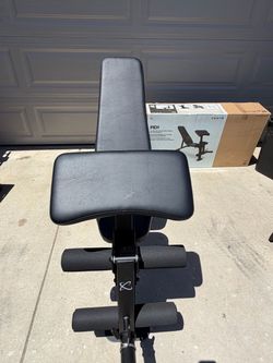 Exercise bench
