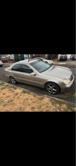 Mercedes-Benz 2003