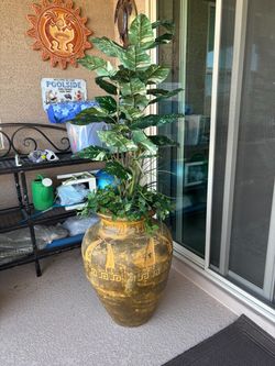 Large Kokopelli Decorated Pot with Plant ( see description)