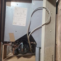 Air Conditioner AC (W=28", D=23", H=18")