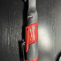 Milwaukee M12 1/2 Ratchet with Boot 