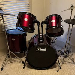 Pearl Drum Set with Remo Heads