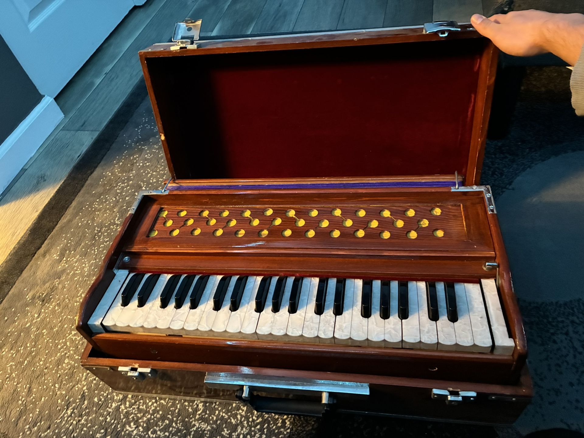 ONKAR harmonium