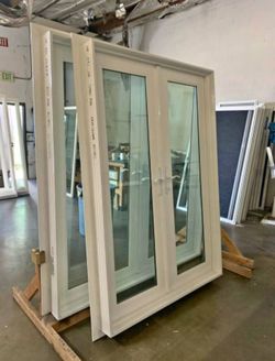 Storm-ready impact windows.
Custom fit. Competitive pricing.