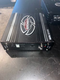Avienixx SXD1000.1 digital mono amplifier.