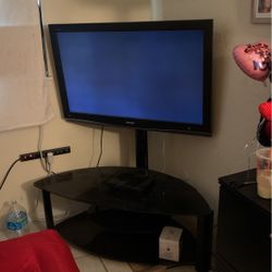 Tv And Small Entertainment Center With Mount 