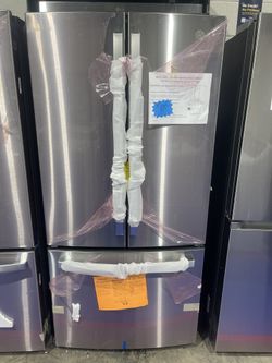 New GE 33 inch three door refrigerator water dispenser icemaker with warranty