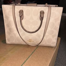Coach Maggie Tote Bag