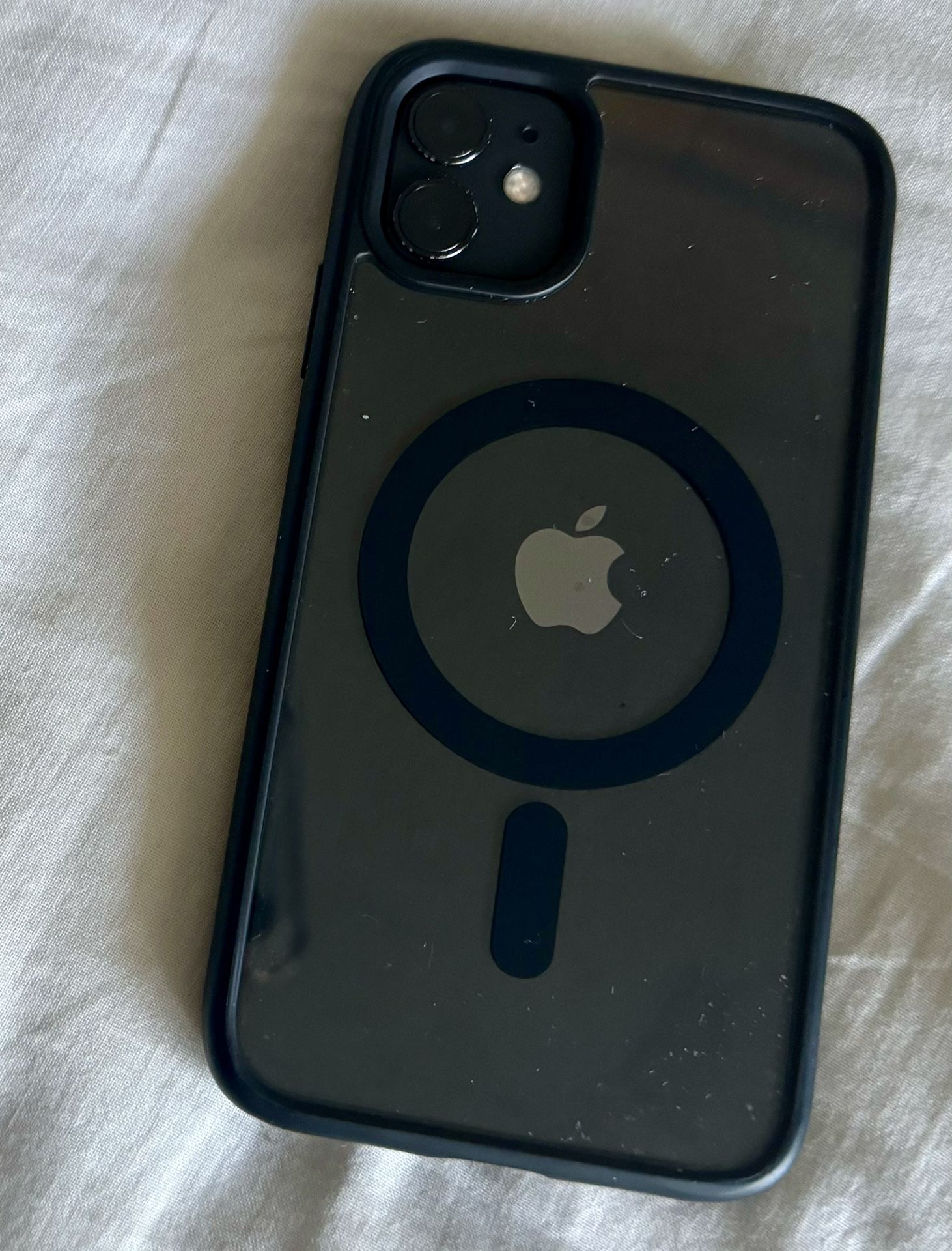 iPhone 11 Unlocked Color Black For Any Carrier 