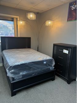 Full Size Bed Set
