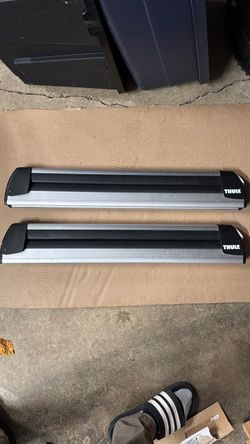Thule ski/snowboard rack