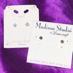 Adorable Pair New Stud Earrings 