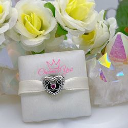 Adorable Charm 925 silver for Pandora moments bracelet.