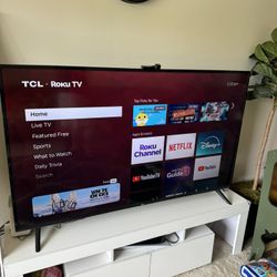TCL 65” Roku Smart TV 65S425