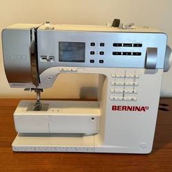 Bernina B330 Sewing Machine New in Box