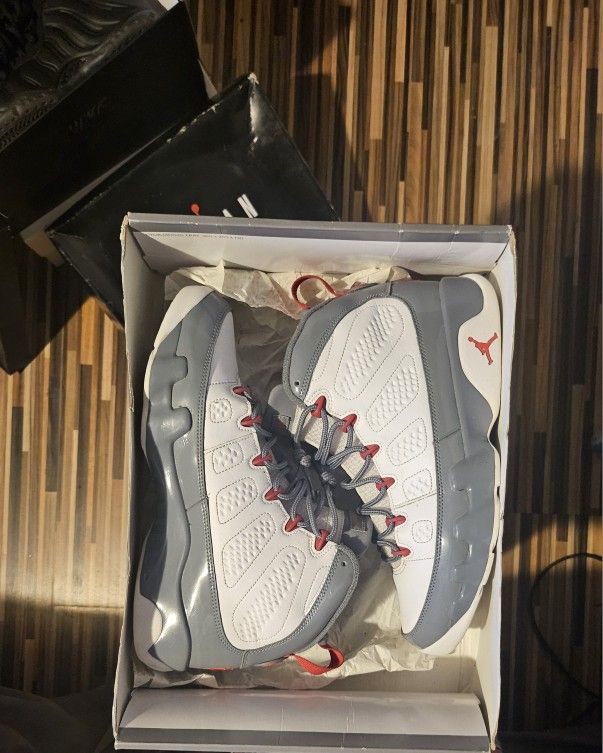 Jordan 9 Great Cond Size 10 $155