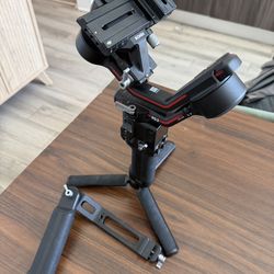 DJI RS 3 Gimbal Stabilizer - Professional Camera Rig