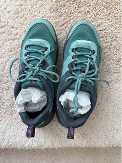 Merrill Hiking Shoes