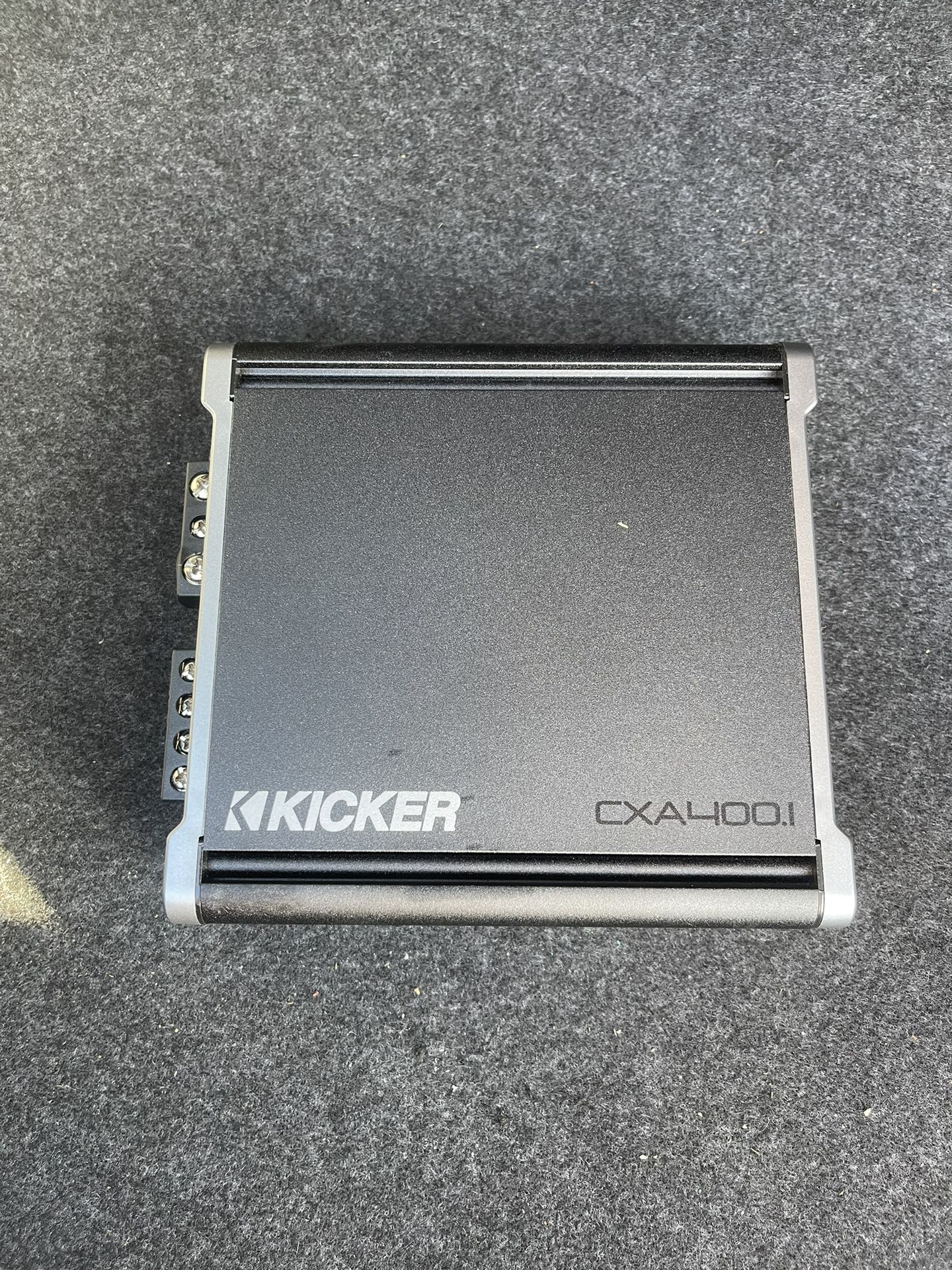 Kicker Amp