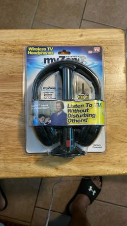 My Zone Wireless TV Headphones Battery Powered Transmits to 100 FT. NEW in Box