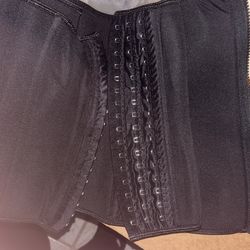 Black Waist Trainer Corset (S) – Tummy Control Body Shaper – Snatches Waist Instantly