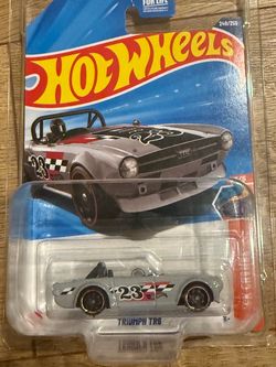 Treasure Hunt Hot Wheel Triumph