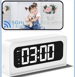 5G WiFi Camera Clock Indoor Security Nanny Cam for Baby Monitor,3 in 1 Nanny Cam with Alarm Clock Camera Two-Way TalkDog with Motion Detection, Night 