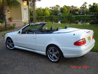 2000 Mercedes-Benz CLK-Class