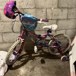 Girls bike & helmet