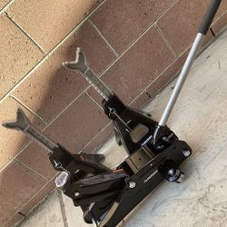 Husky Jack Trolley 2 Tons And Jack Stand 3 Tons