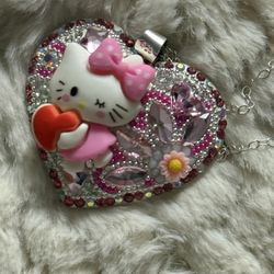 Hello Kitty Pendant 