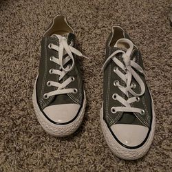 Gray Converse Shoe Size 4 Great Condition