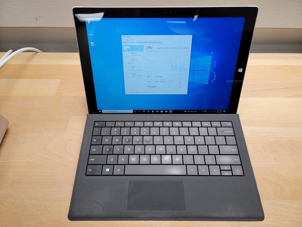 Microsoft Surface Pro 3 I5 8GB 256GB With Keyboard