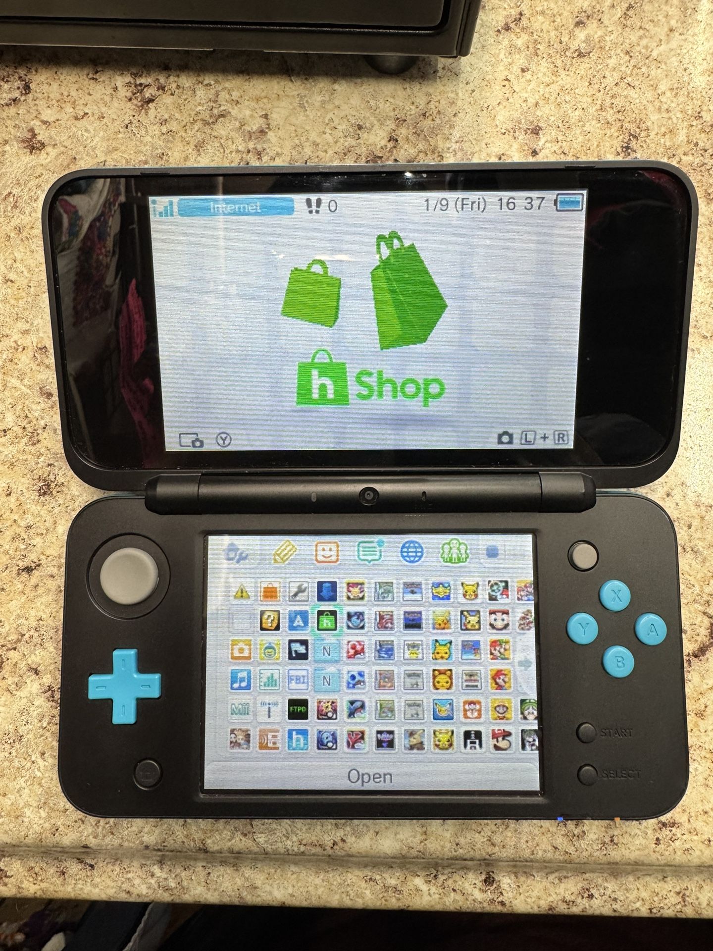 “New” Nintendo 2DS XL - 128 GB (Black, w/hShop) for Sale in Escondido ...