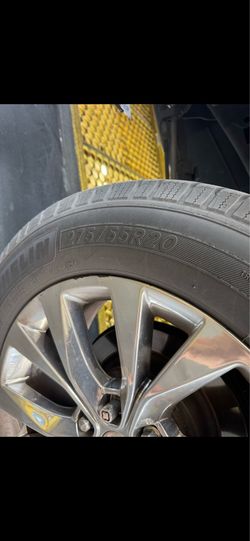 4  Michelin tires 275/55/20