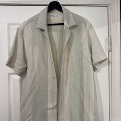 Zara Button Up Large