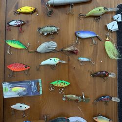 Fishing Lures and some vintage some collectible $6  each