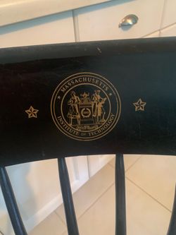 Vintage MIT Arm Chair: from the 1980s (or earlier)