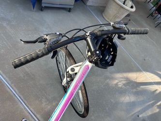 Women bike